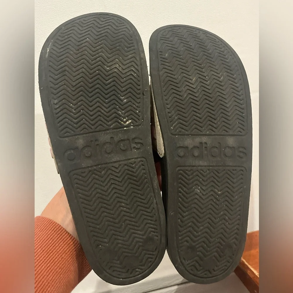 Adidas Navy Blue, Pink, & White Slides Slip-on Sandals Girls Size 4